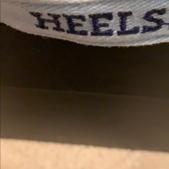 Two College Baseball Caps, Michigan & UNC, used GC - Picture 3 of 6